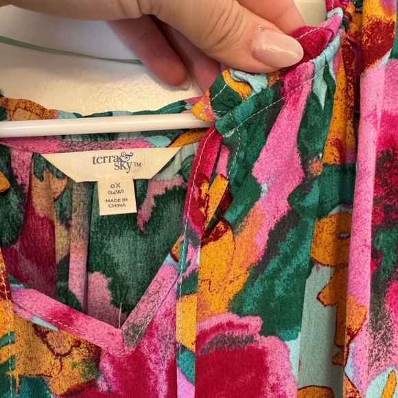 Floral Blouse - Pink, Green, Blue - Picture 3 of 6